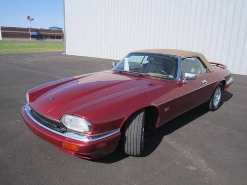 Product picture 1986-1994 Jaguar XJ6 & Sovereign (D to M registration) Workshop Repair Service Manual BEST DOWNLOAD